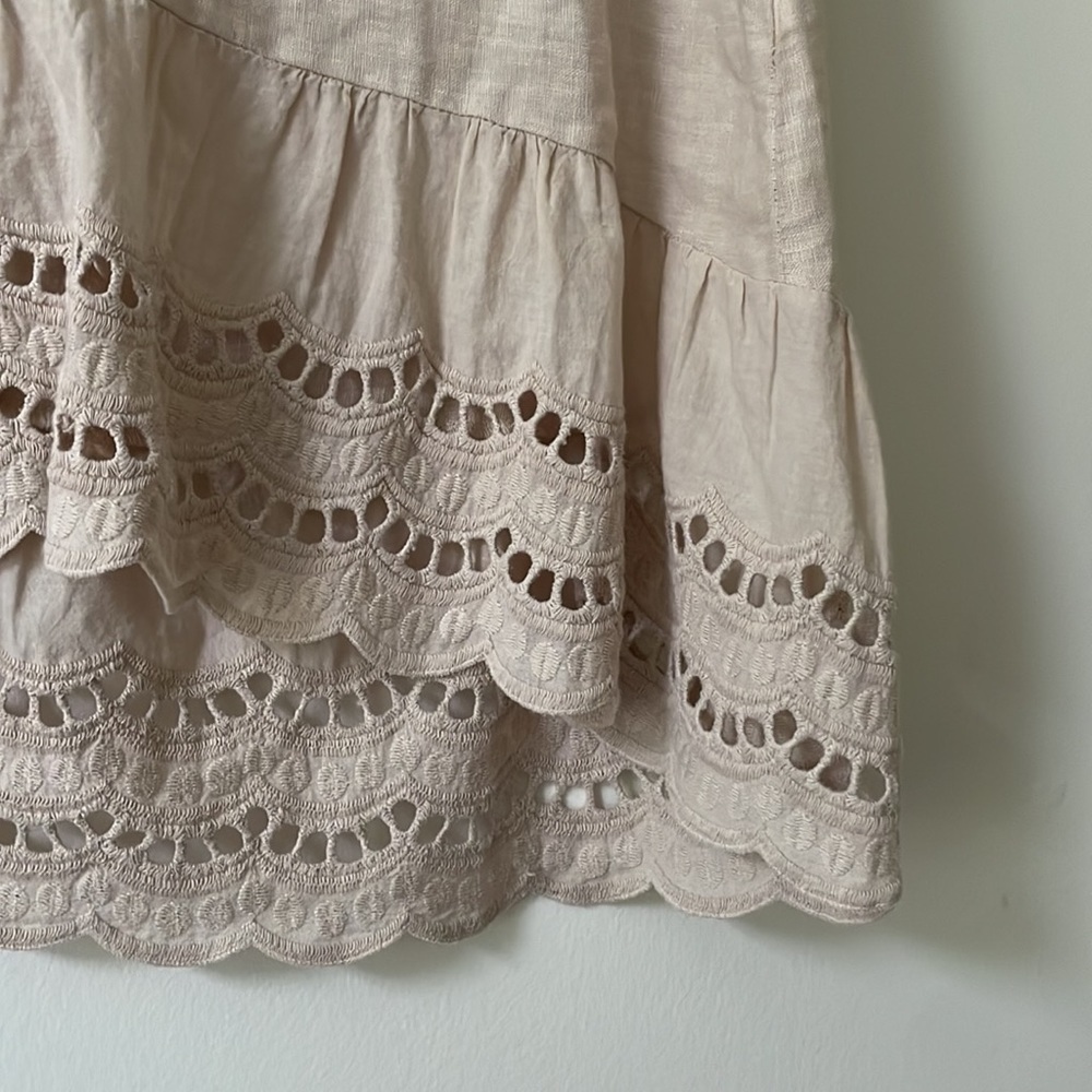 100% linen tank blouse top with ruffle eyelet detail. Size S. - Picture 3 of 7